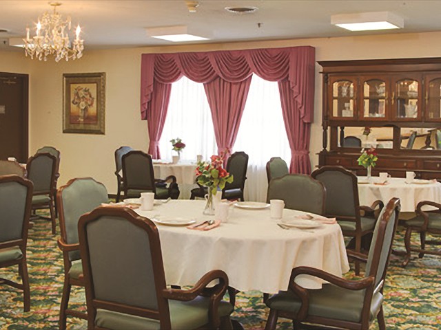 Mansfield dining room